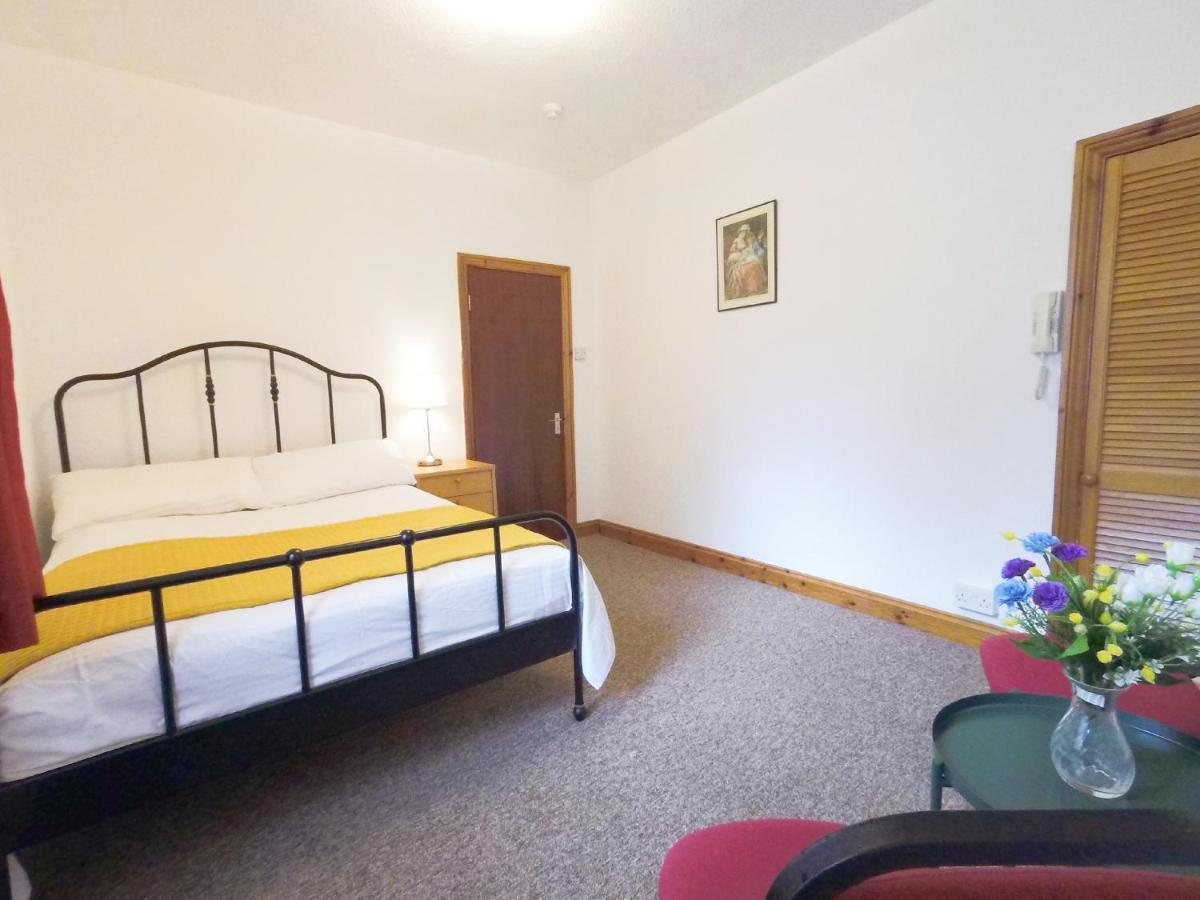 Carnation Flat A In Wembley Apartamento Londres Exterior foto