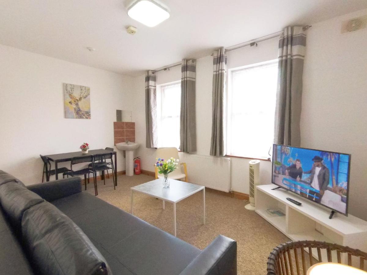 Carnation Flat A In Wembley Apartamento Londres Exterior foto