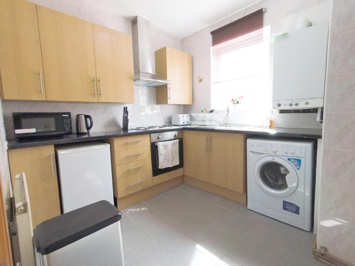 Carnation Flat A In Wembley Apartamento Londres Exterior foto