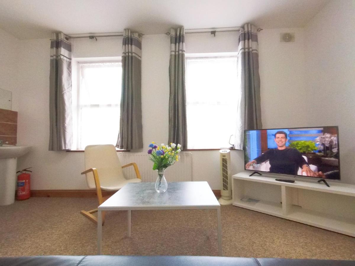 Carnation Flat A In Wembley Apartamento Londres Exterior foto